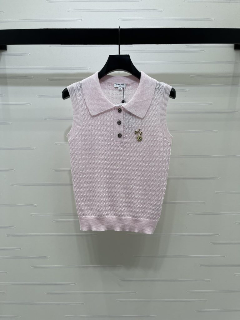 休日目線で見るCHANELのロンTの印象
