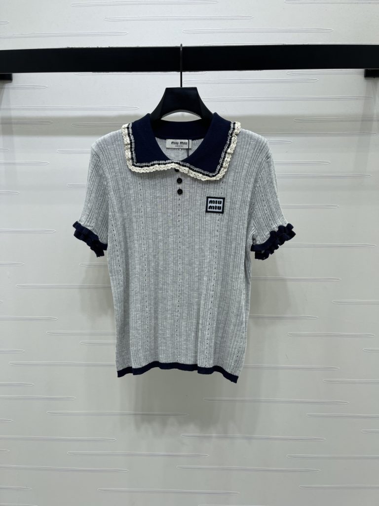 服装選びで迷ったら：Tシャツの価格と使い道