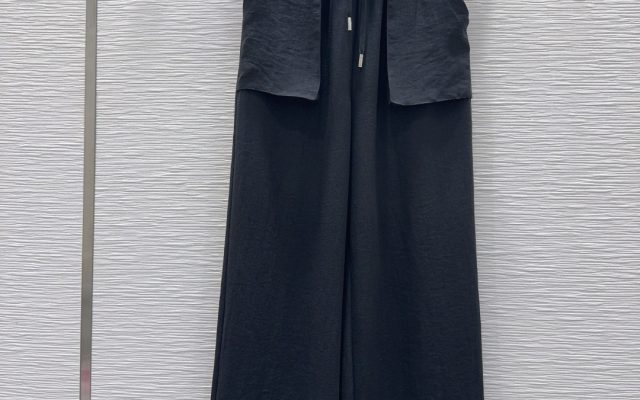 黒系その他を服に合わせるなら見るべき3点