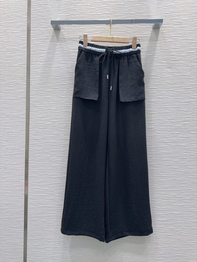 黒系その他を服に合わせるなら見るべき3点