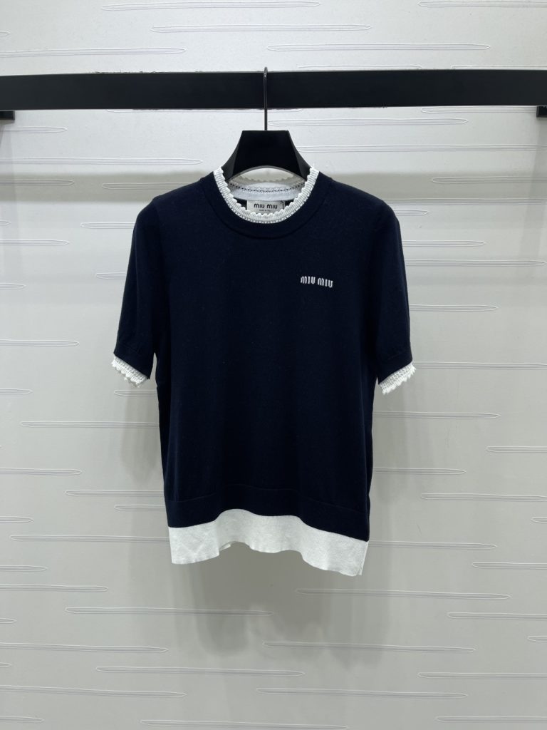 ブランドアイテムのTシャツを予算内で探す前に見るブラックのポイント