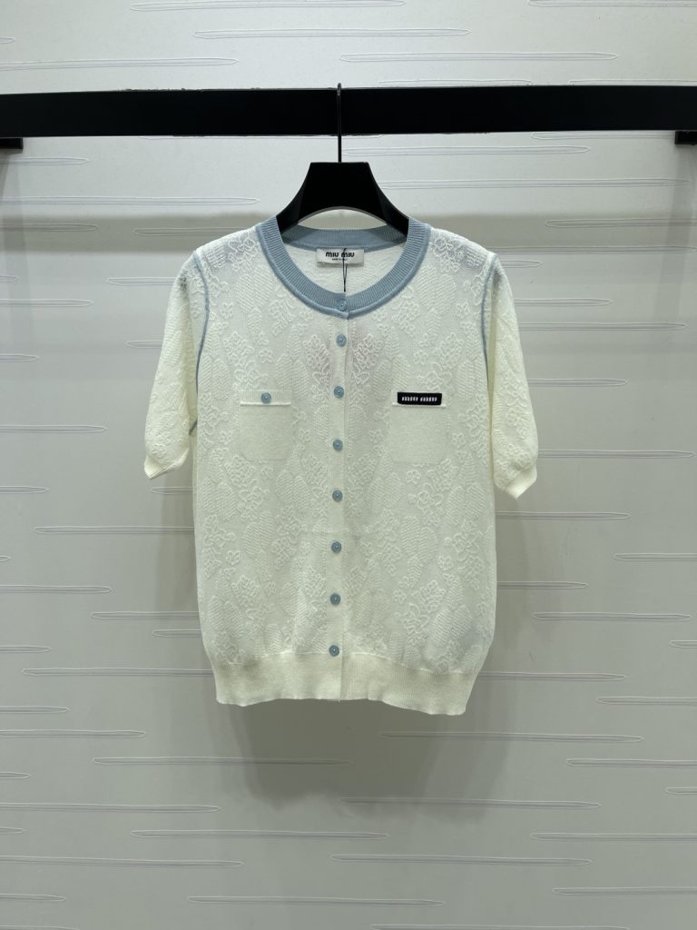 ホワイト系その他を服に合わせるなら見るべき3点