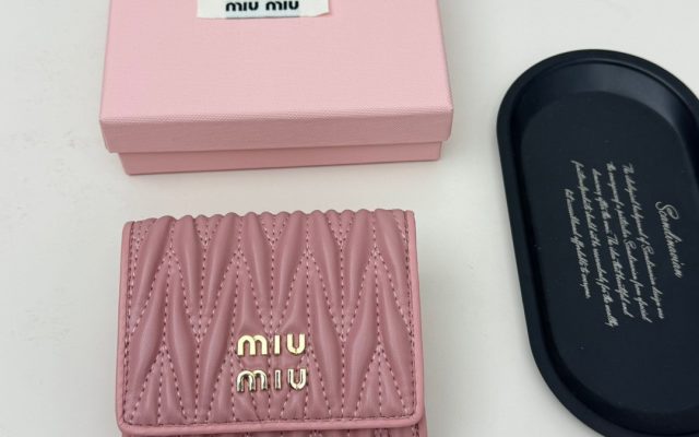 ブランドアイテムの財布・小物を毎日に使うなら確認したいこと