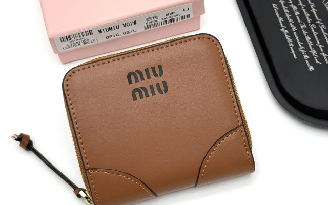通勤用に検討したい財布・小物：写真と商品リンク付き