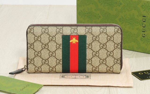 メンズの節約買いに向くトートバッグか写真でチェック