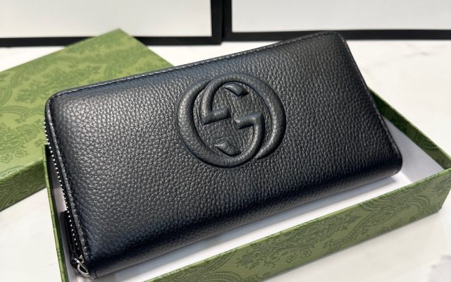 ユニセックス向け財布・小物の選び方：黒と21×11