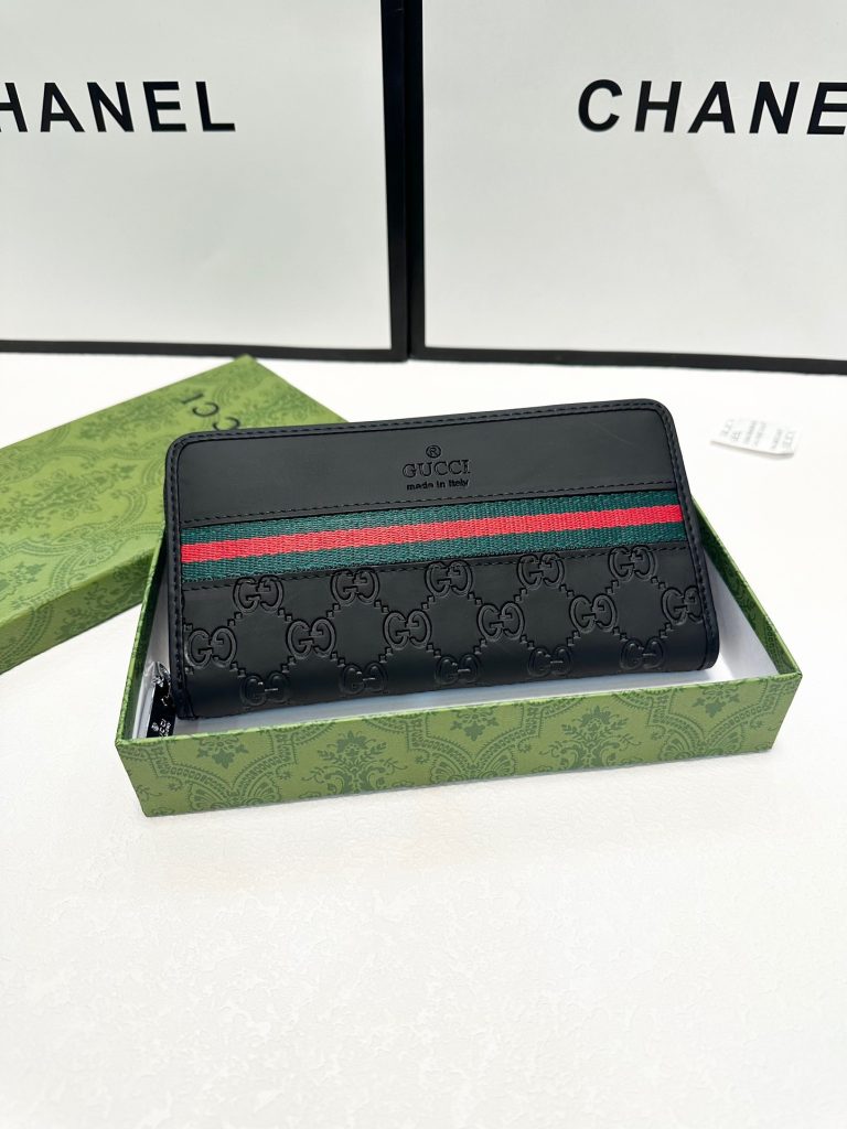GUCCI グッチ 長財布 ロングウォレット 黒 ブラック 本革仕様 財布・小物｜仕事帰りに使いやすさを写真で整理