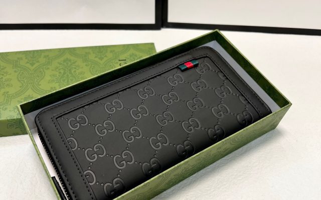 物価高でも選びやすい財布：Gucciを自然に取り入れる