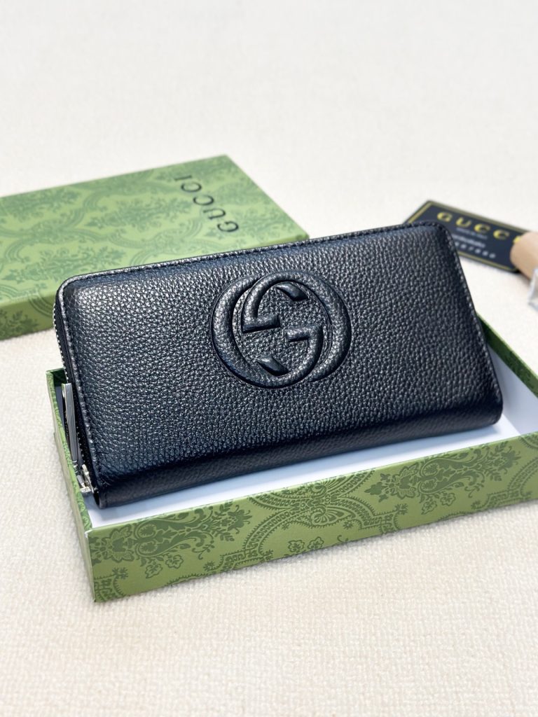 GUCCI グッチ ロングウォレット 本革仕様 大容量 黒 財布・小物｜ランチの日に写真で選び方を確認