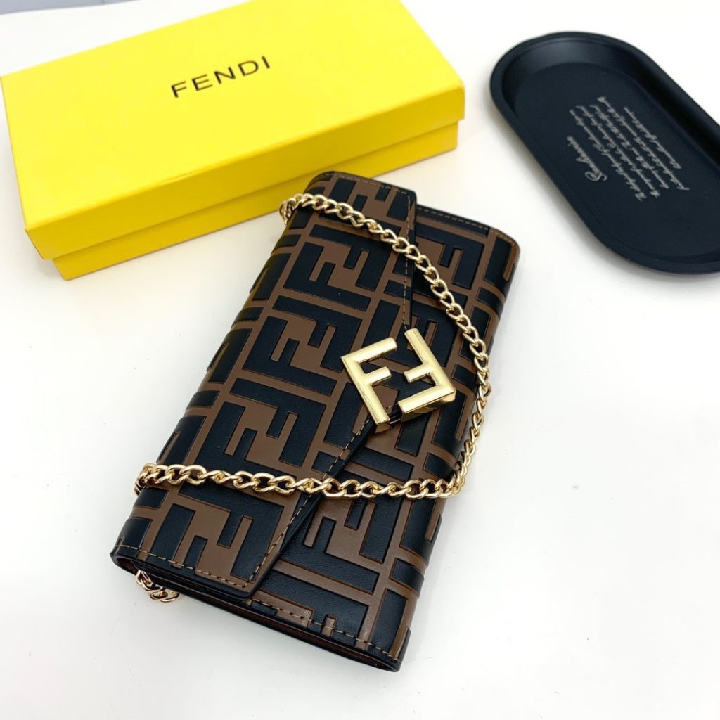 フェンディ コピー ミニ財布 ファイブジー ロゴ チェーン付き レディース 黒 ブラウン - 画像 2
