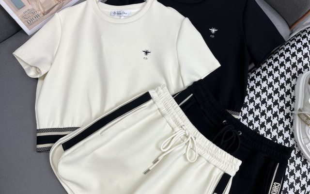 街歩き目線で見るDiorのTシャツの印象