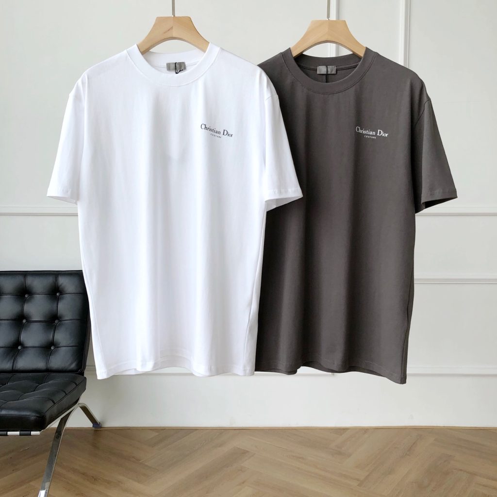 DiorのTシャツを予算内で探す前に見る黒のポイント