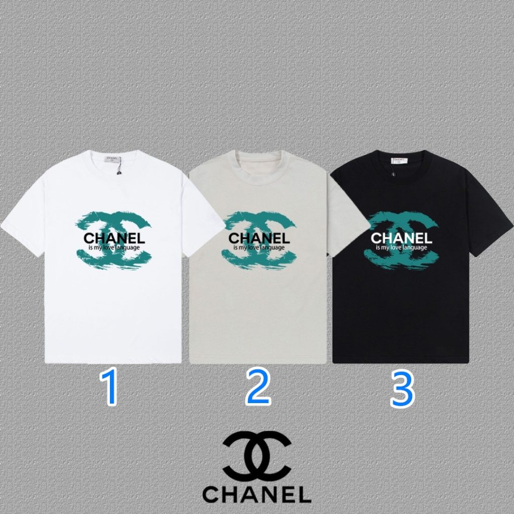 シャネル CHANEL ゆったり 半袖Ｔシャツ 夏 ファッションアイテム｜旅行の日に写真で選び方を確認