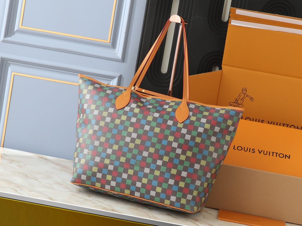 ルイ ヴィトン LOUIS VUITTON バッグ|仕事帰りに使いやすさを写真で整理