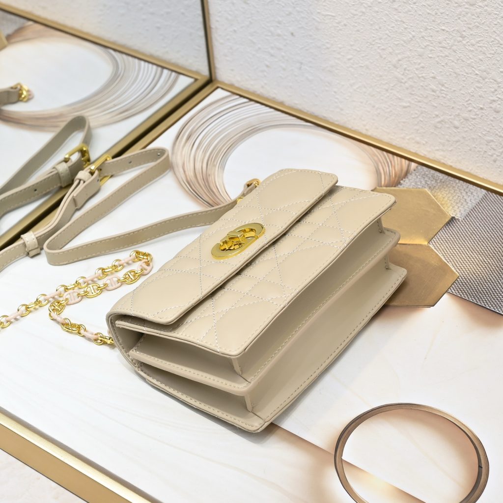ディオール　Dior　MISS CARO ミニバッグ　チェーン ショルダーバッグ　マイクロバッグ　レディース　3色 - 画像 7