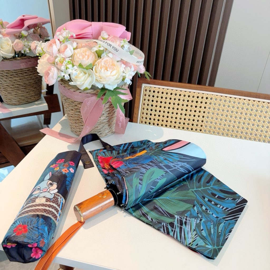 ルイヴィトン 　LOUIS VUITTON　折りたたみ傘　アンブレラ　晴雨兼用UVカット　傘　かさ　モノグラム　オシャレ　3種 - 画像 4