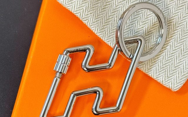 バッグ選びで迷ったら：バッグの価格と使い道