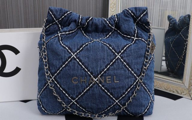 CHANELのバッグを毎日に使うなら確認したいこと