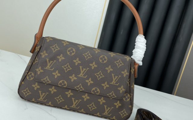 LOUIS VUITTONのバッグを毎日に使うなら確認したいこと