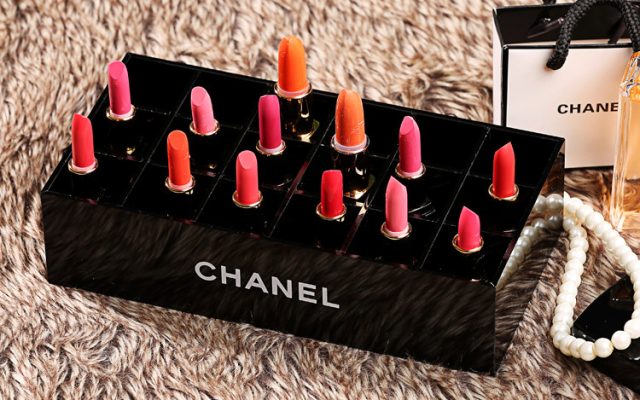 CHANELのメイクボックスは価格・収納・合わせ方でどう見るか