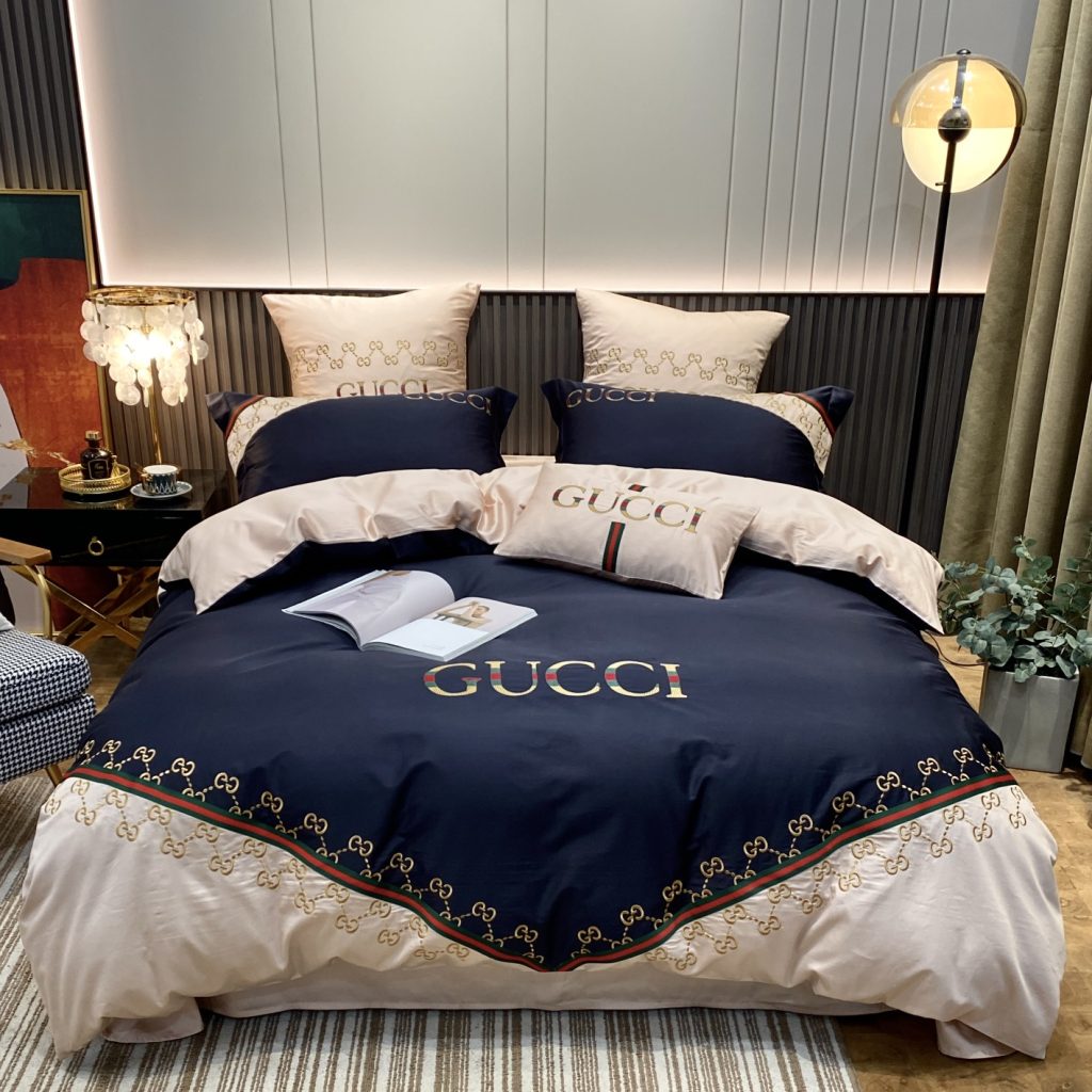 部屋づくり目線で見るGucciの掛け布団カバーの印象