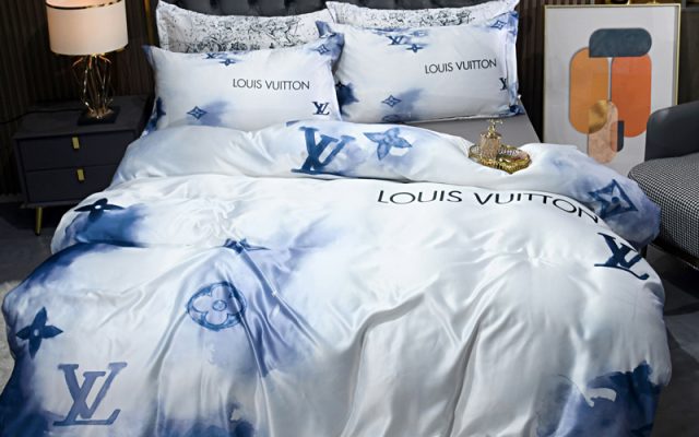 LOUIS VUITTONの掛け布団カバーを予算内で探す前に見るシルクのポイント
