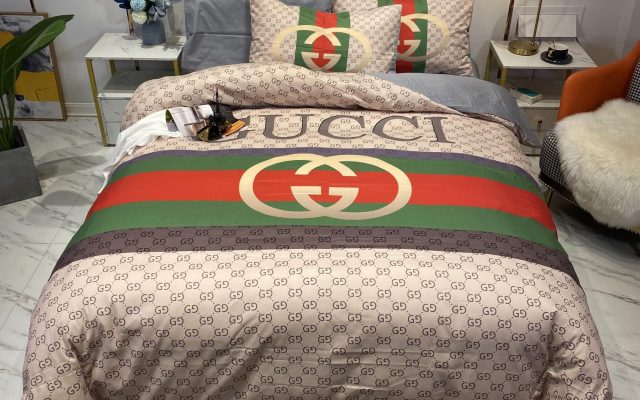 部屋づくり目線で見るGucciの掛け布団カバーの印象