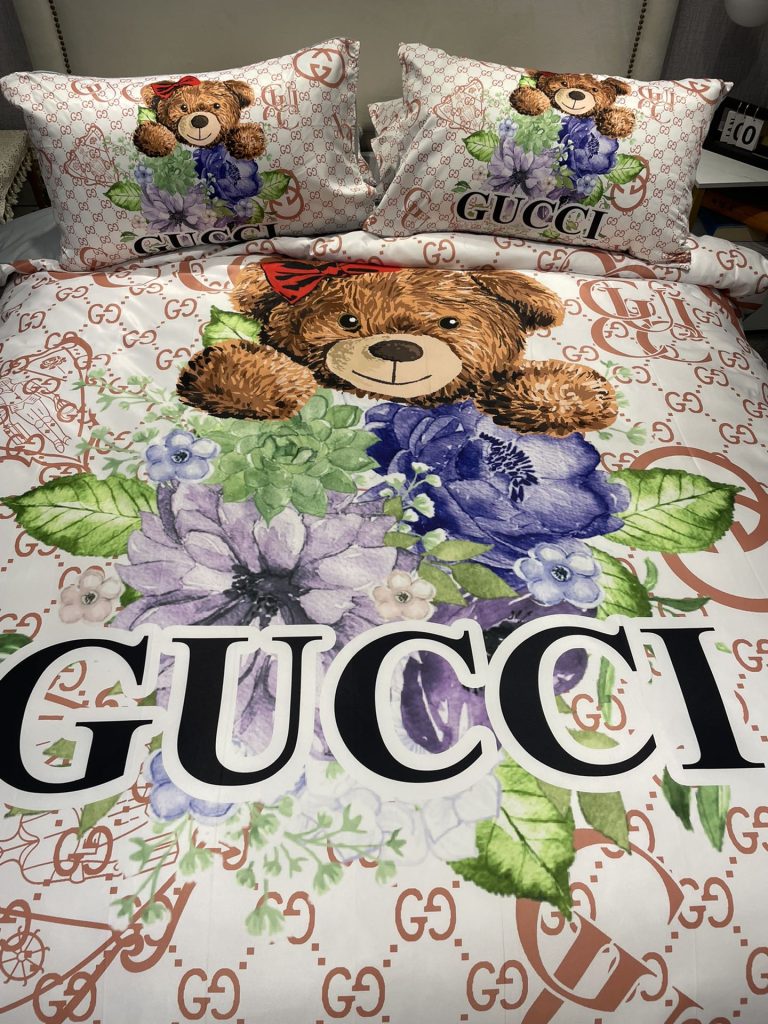 グッチ　掛け布団カバーセット　GUCCI布団カバー4点セット　妙趣の絵柄寝具ベッド用品夏3色　心地よい - 画像 5