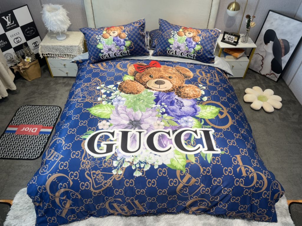グッチ　掛け布団カバーセット　GUCCI布団カバー4点セット　妙趣の絵柄寝具ベッド用品夏3色　心地よい - 画像 2