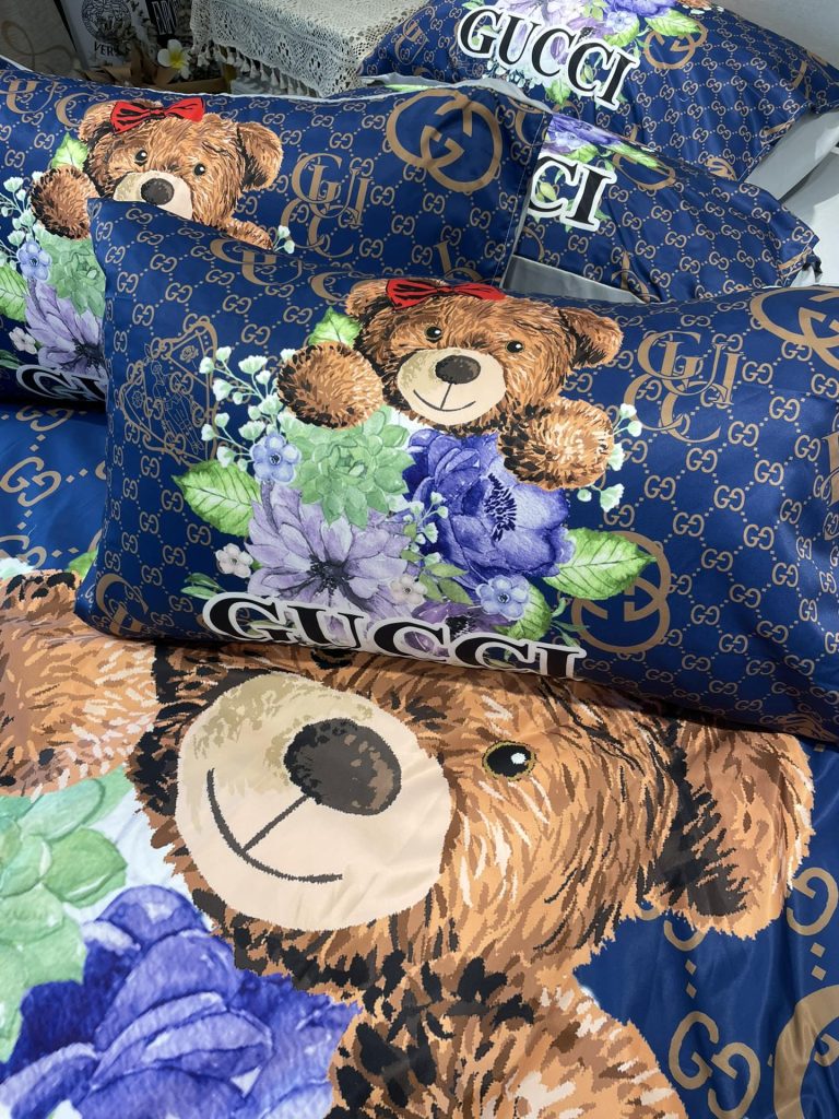 グッチ　掛け布団カバーセット　GUCCI布団カバー4点セット　妙趣の絵柄寝具ベッド用品夏3色　心地よい - 画像 3