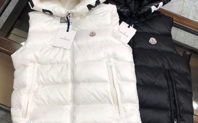 MONCLERの服装を予算内で探す前に見る写真のポイント