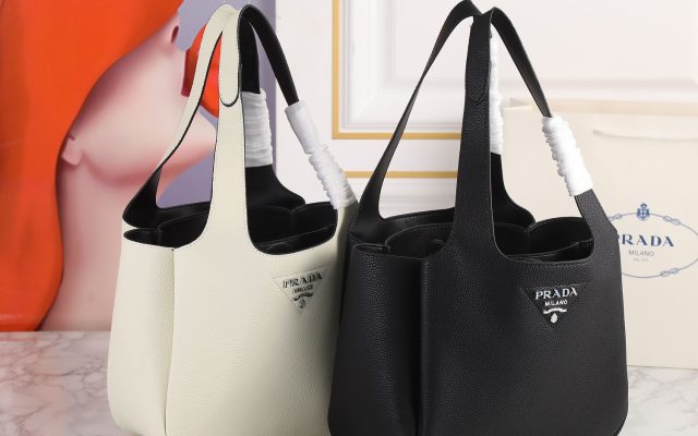 Pradaのバッグを毎日に使うなら確認したいこと