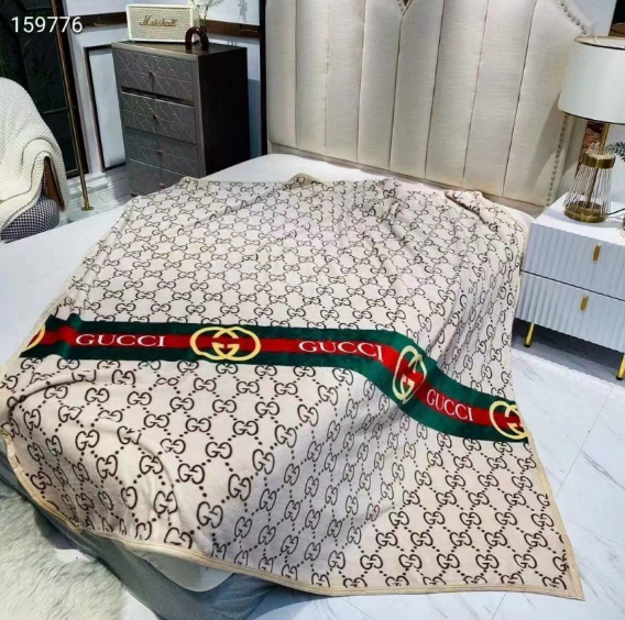 Gucciのライフスタイル小物は価格・収納・合わせ方でどう見るか