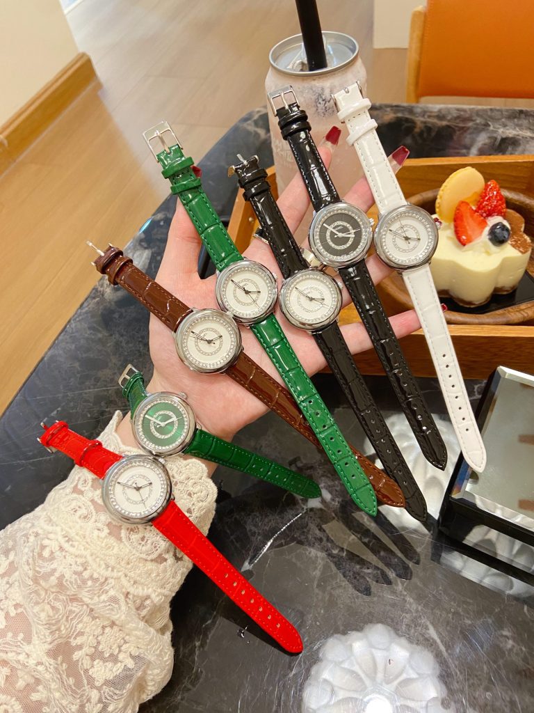 Chanel シャネル✨【CHANEL】レディース腕時計✨ クォーツ式✨ 耐磨耗レンズ🕰️ 多彩カラー展開💖 最新ファッション👒 - 画像 7