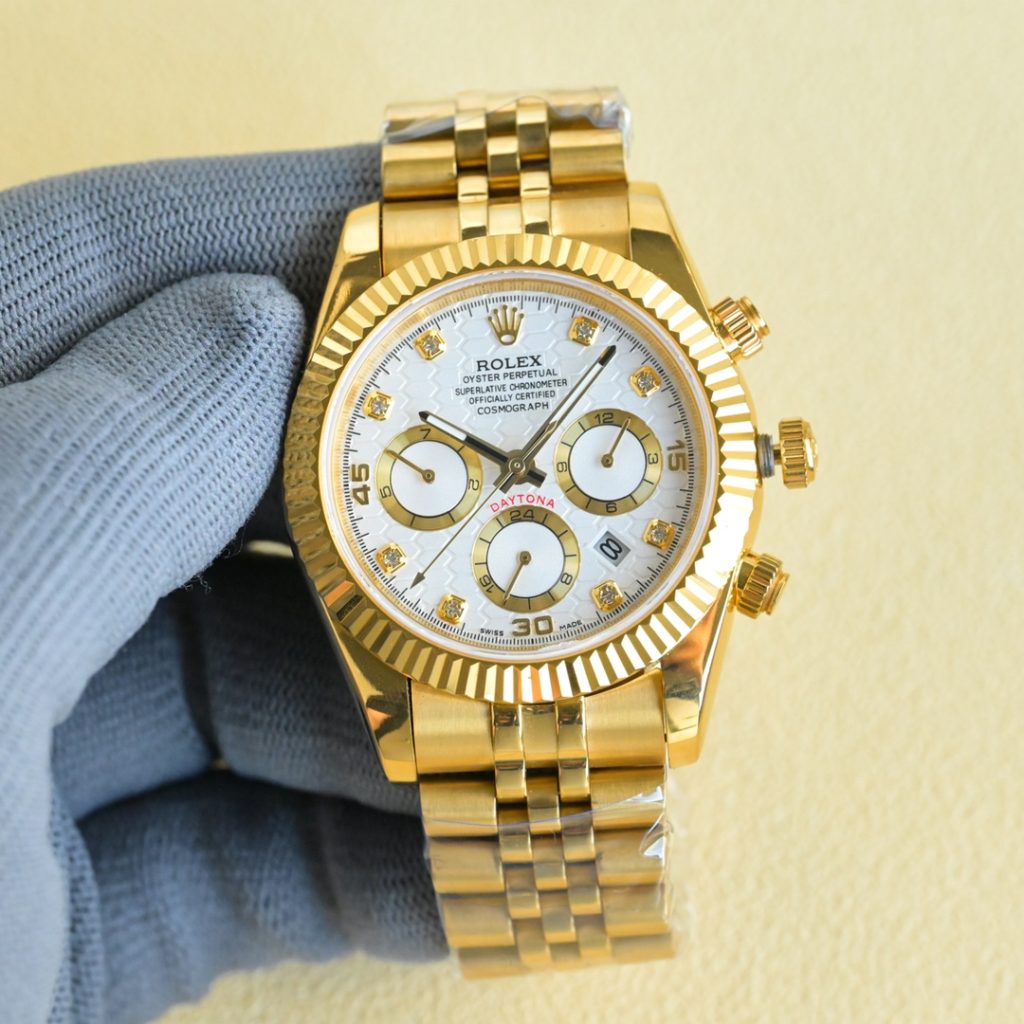 Rolex ロレックス128GB大容量 高速データ転送 安心セキュリティ 多機能9点セット…|ギフトに使いやすい腕時計を写真で確認