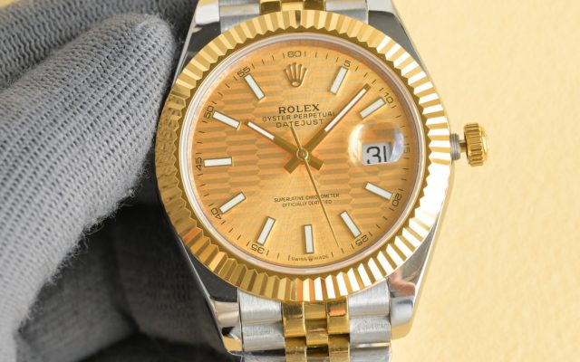 Rolexの腕時計を予算内で探す前に見る写真のポイント