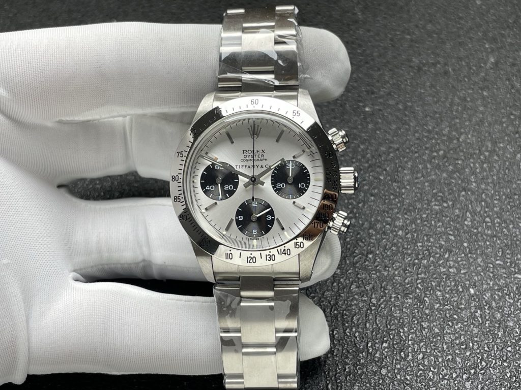 ROLEX ロレックス 28 スタイリッシュコレクション デザイン 腕時計｜会食の日に写真で選び方を確認