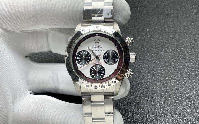 仕事で使いやすいRolexの腕時計を写真で確認