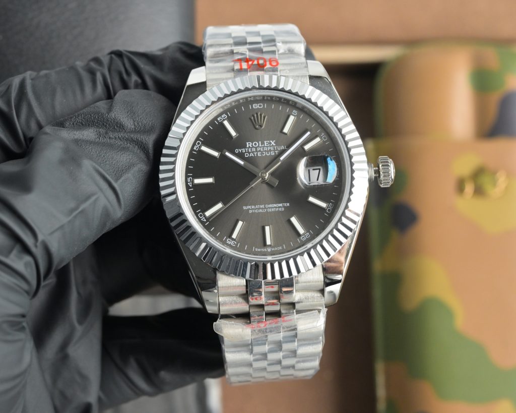 ROLEX ロレックス 73 トレンドデザイン 素材 6点画像付き 腕時計｜ギフト選びで選ぶ前の確認ポイント