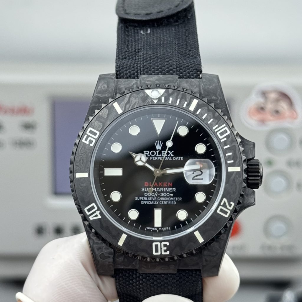 Rolexの腕時計を予算内で探す前に見る写真のポイント