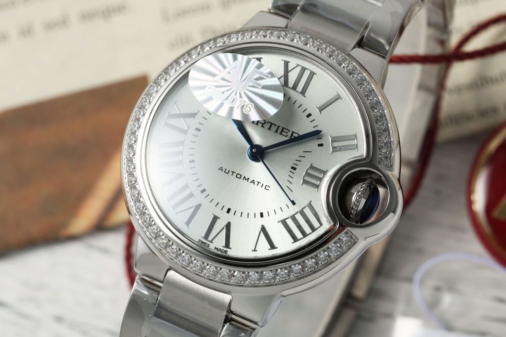Cartier カルティエ Cartier カルティエ 時計 レディース 高級腕時計｜休日に使いやすい腕時計を写真で確認