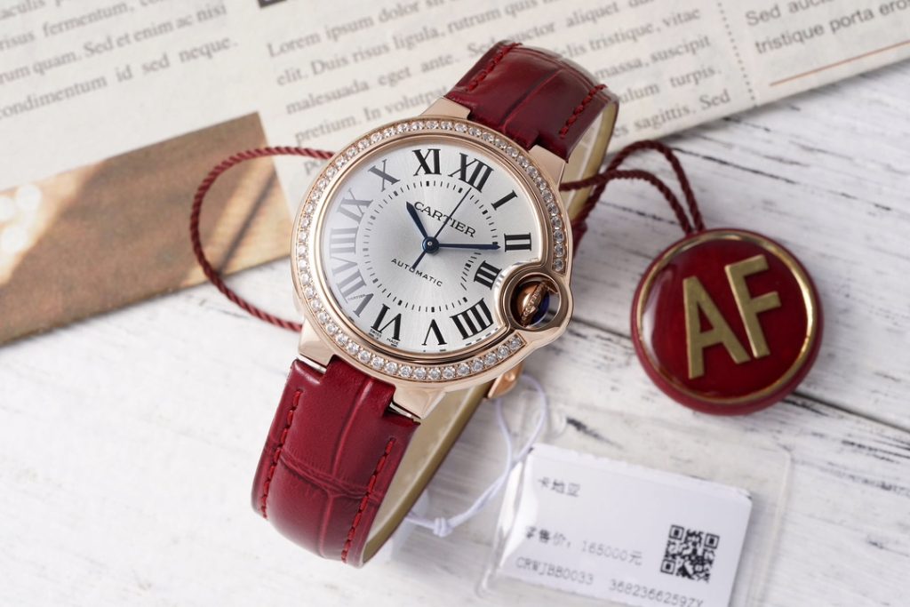 CARTIER カルティエ カーティエ 時計 高級腕時計 メンズ レディース ライフスタイル小物｜通勤の日に使いやすさを写真で整理