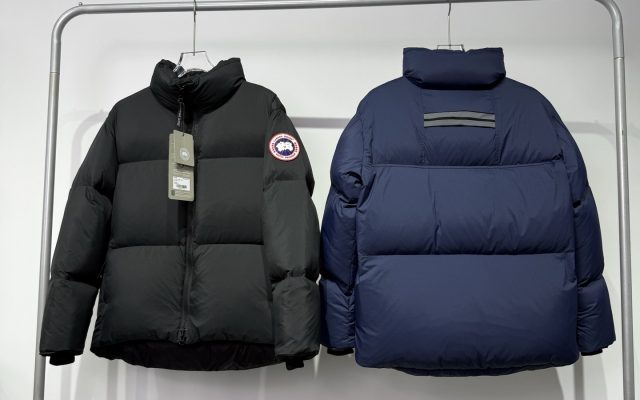 休日目線で見るブランドアイテムの服装の印象