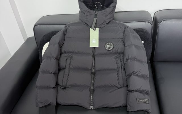 ブランドアイテムの服装は価格・収納・合わせ方でどう見るか