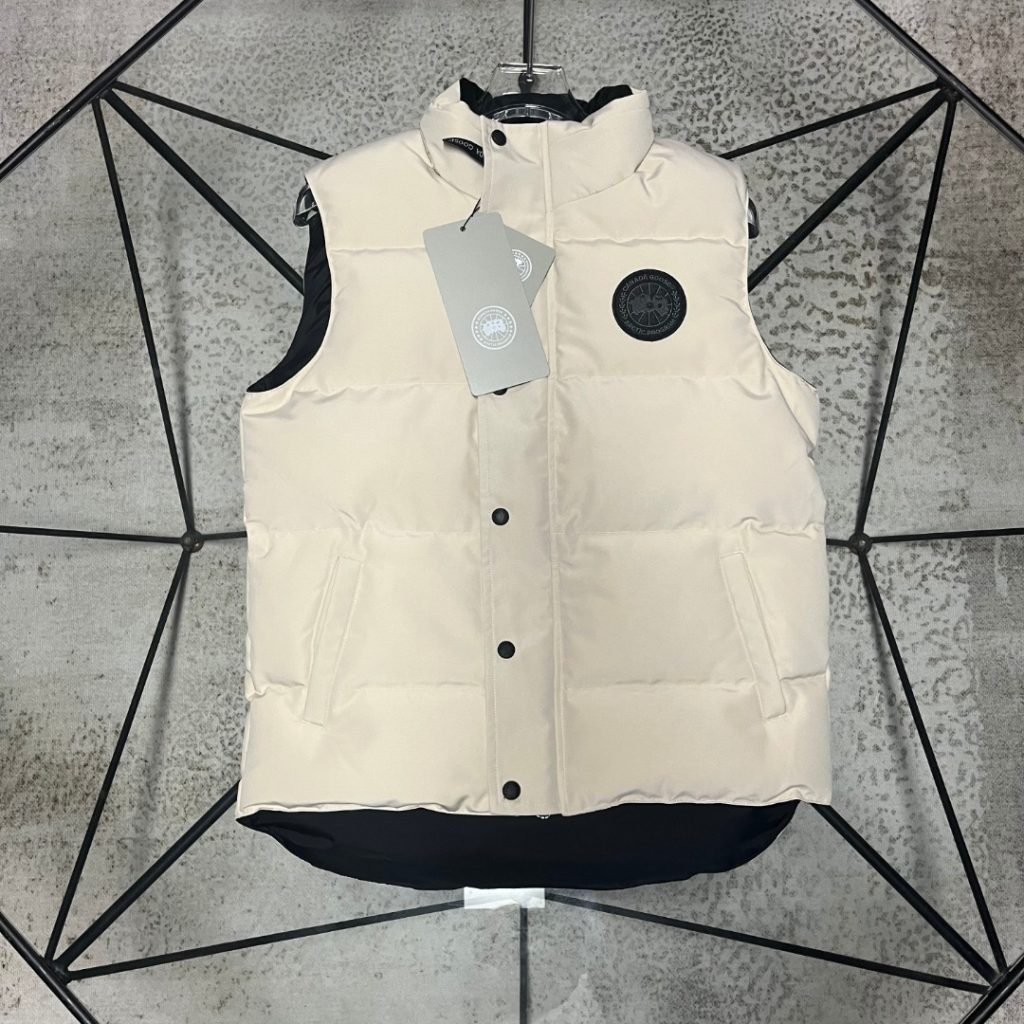 休日目線で見るブランドアイテムのジャケットの印象