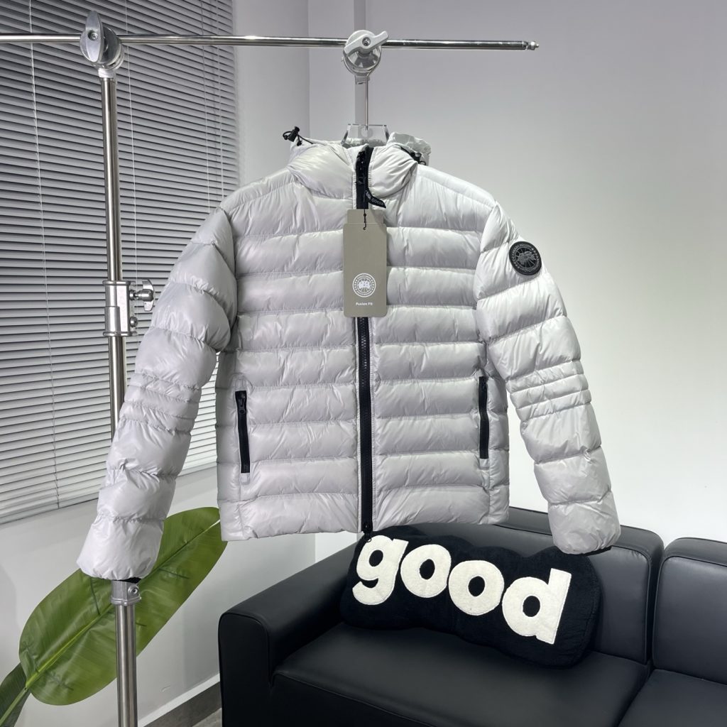 CANADA GOOSE（カナダグース） カナダグース ファッションアイテム｜カフェに行く日に選ぶ前の確認ポイント