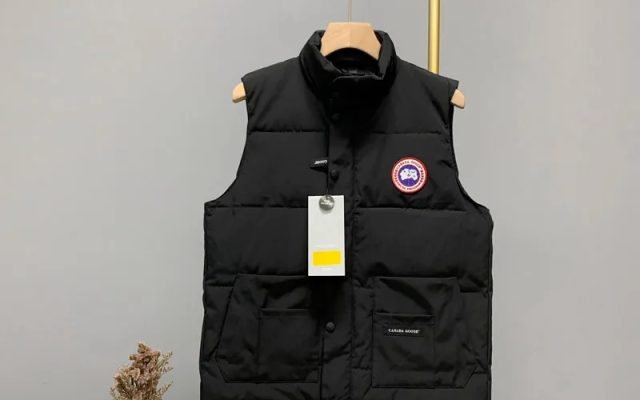 街歩き目線で見るブランドアイテムのパーカーの印象
