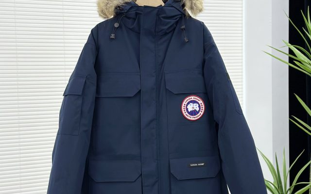 ブランドアイテムの服装は価格・収納・合わせ方でどう見るか