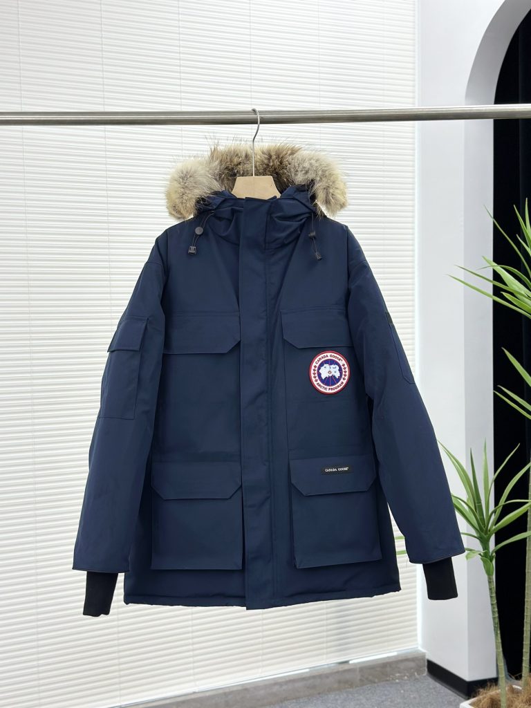 ブランドアイテムの服装は価格・収納・合わせ方でどう見るか