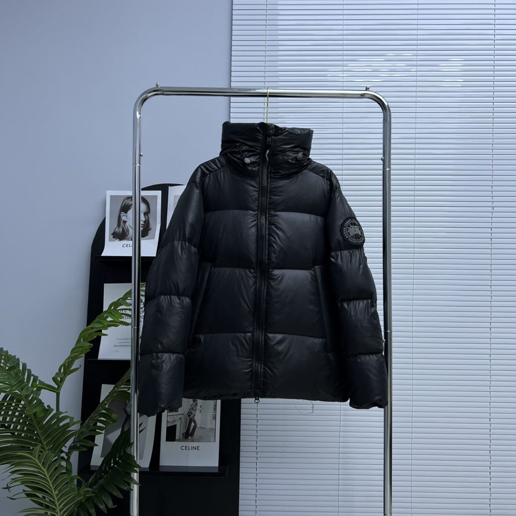 CANADA GOOSE(カナダグース) カナダグース ダウンフィルコート レディース ロン…|季節の変わり目で使いやすいファッションアイ…